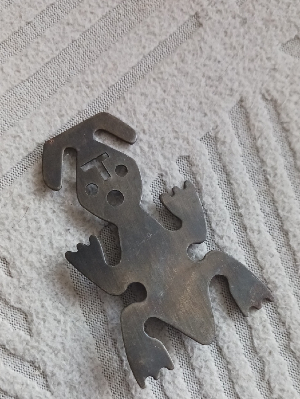 Vintage Handmade Kokopeili Metal Pin - Dark Silver Tone